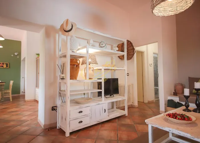 빌라 Td Marinesca Typical With Pool