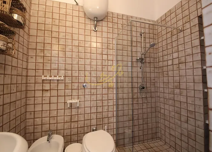 Td Marinesca Typical With Pool *