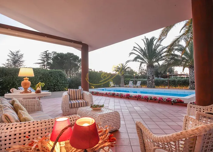 Td Marinesca Typical With Pool