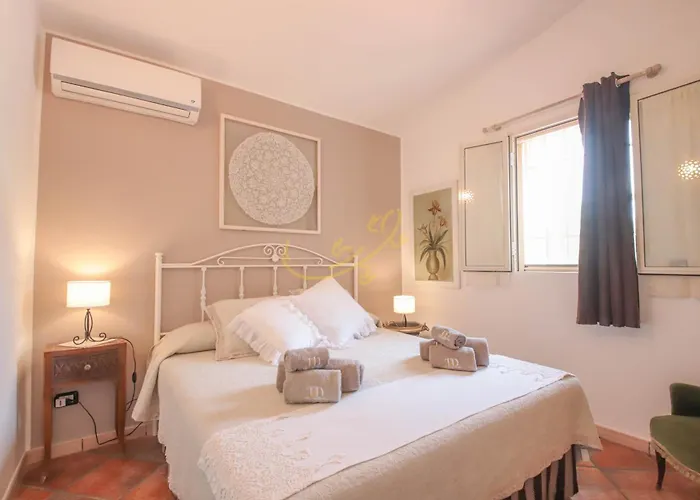 빌라 Td Marinesca Typical With Pool