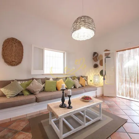 Td Marinesca Typical With Pool Villa Polignano a Mare