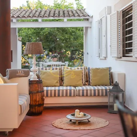 Villa Td Marinesca Typical With Pool *