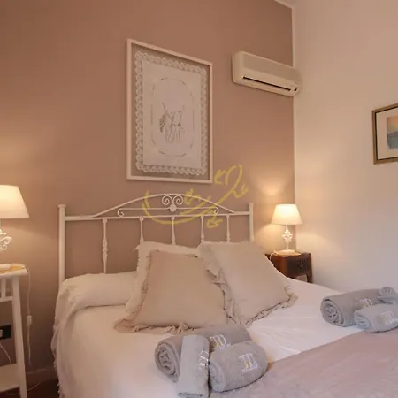 Td Marinesca Typical With Pool فيلة بولينيانو آ ماري