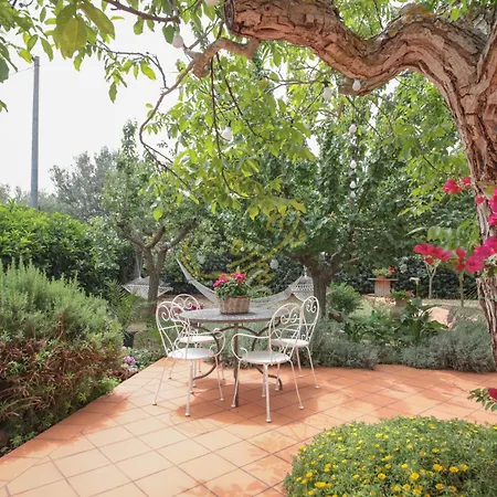 Td Marinesca Typical With Pool * Polignano a Mare