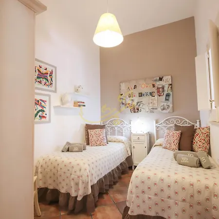 Td Marinesca Typical With Pool