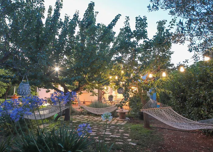 Td Marinesca Typical With Pool * Polignano a Mare